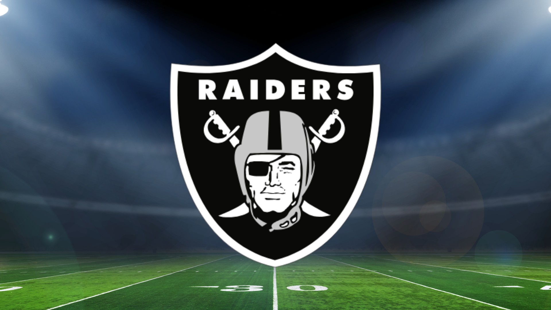 Watch the Las Vegas Raiders at The Decoy